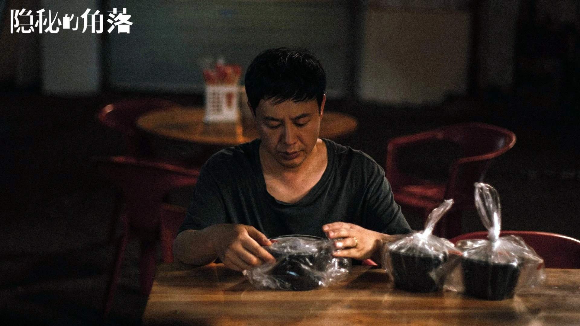 瓦拉多利德遭遇双杀，主帅下课球队重塑信心，瓦拉多利德vs巴萨