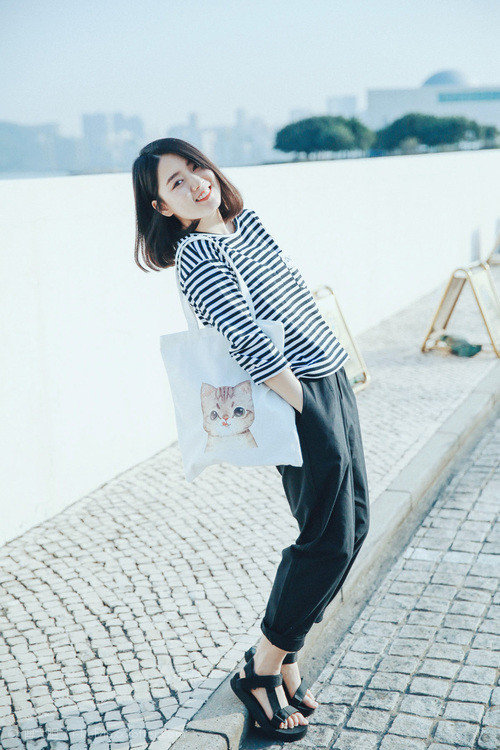 陈芋汐强势夺冠成为跳水新星，跳水冠军陈芋汐有多高